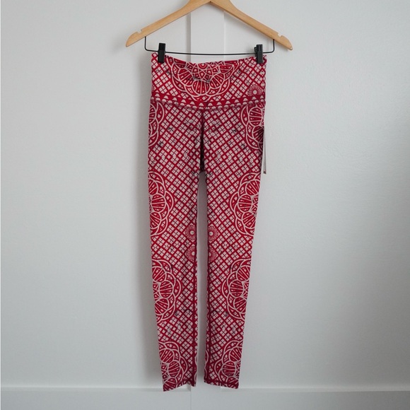 Niyama Sol Pants - Niyama Sol Barefoot Red Leggings